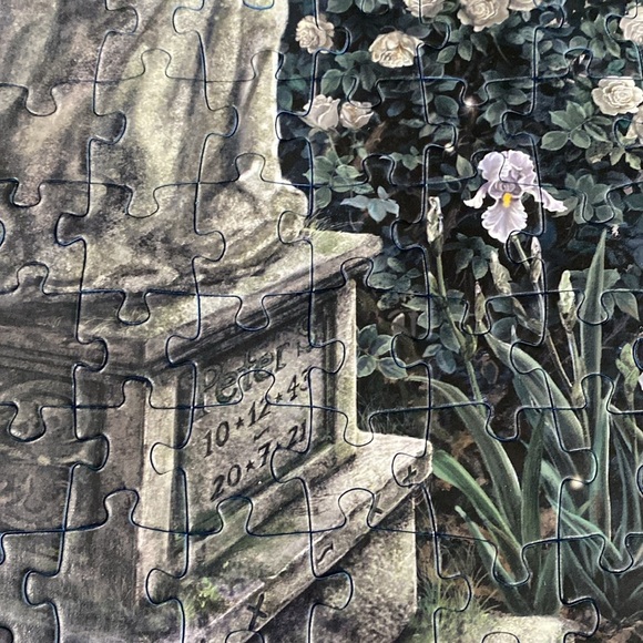 Ravensburger Escape puzzle Midnight in the Garden 368 pieces 6 logic puzzles - Picture 3 of 13